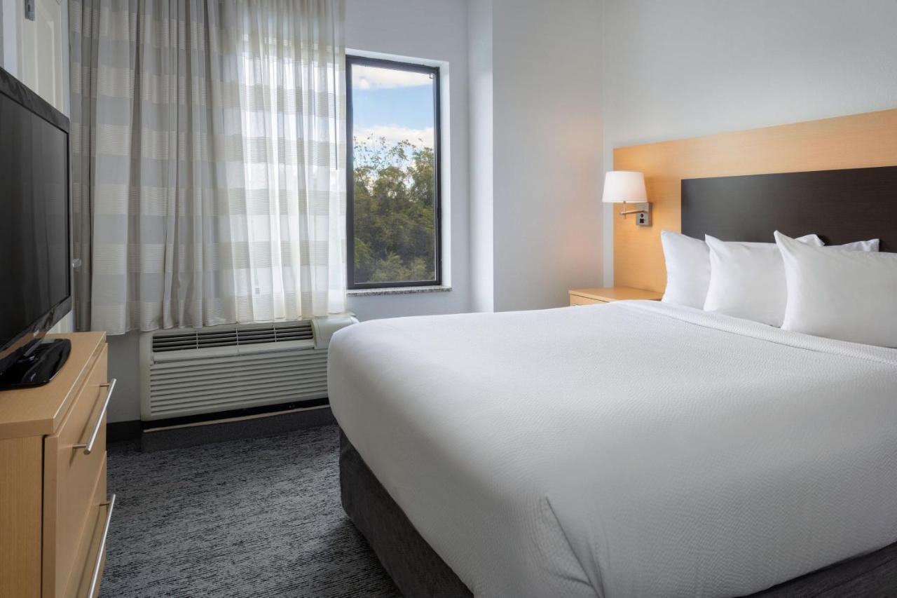 Towneplace Suites By Marriott York Eksteriør billede
