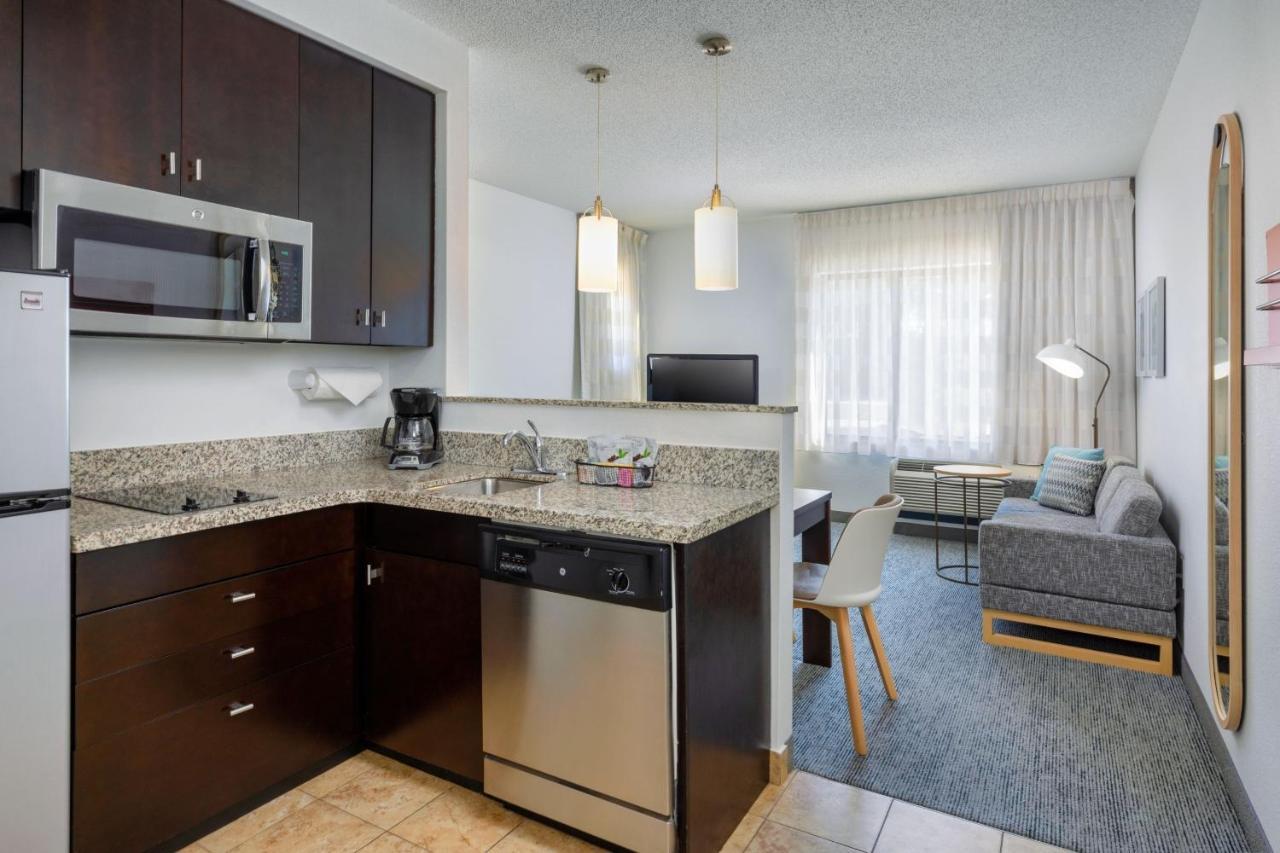 Towneplace Suites By Marriott York Eksteriør billede