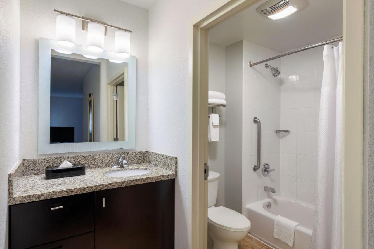 Towneplace Suites By Marriott York Eksteriør billede