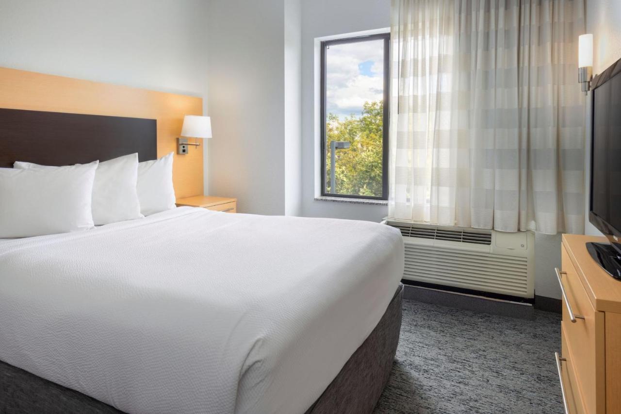 Towneplace Suites By Marriott York Eksteriør billede