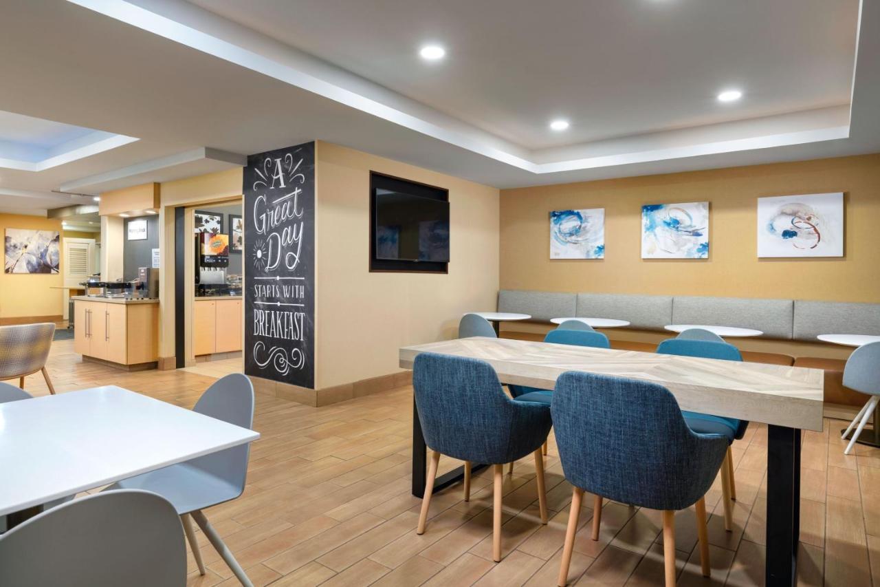 Towneplace Suites By Marriott York Eksteriør billede